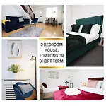 2 Bedroom House On Holmes Hill Road- Free Parking, Wi-fi & Patio Дом отдыха *